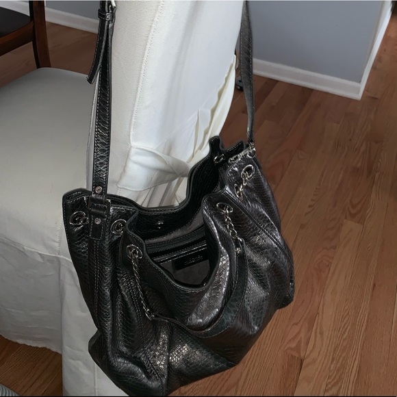 Michael Kors oversized purse - Picture 3 of 4